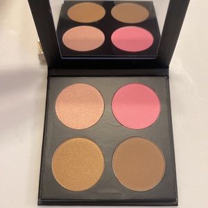 ISH Contour Kit Palette in Light/Medium